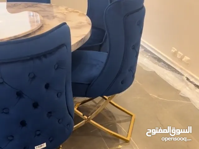 طاولة طعام 8 كراسي