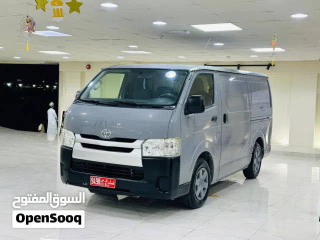 Toyota Hiace Cargo Bus 2015 GCC Specs Manual Transmission Excellent Condition