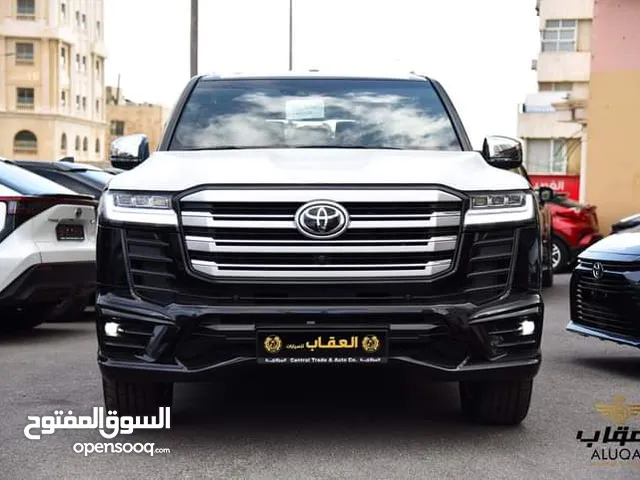 تويوتا لاندكروز VXR-2024 لون اسود عداد زيرو كفاله الشركه