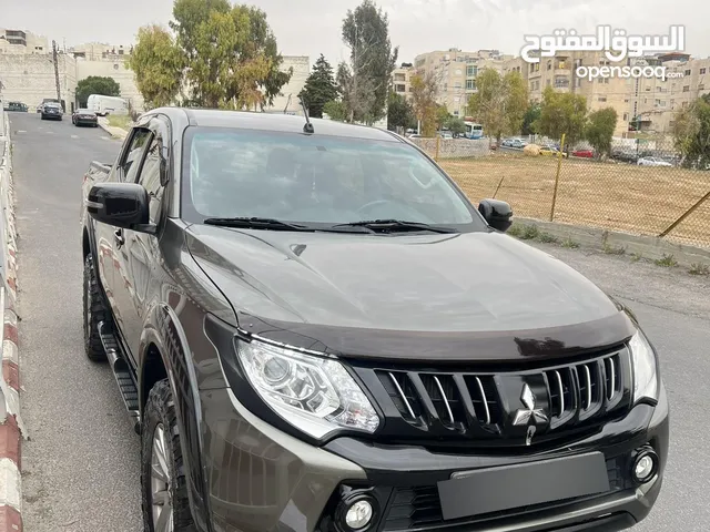 متسوبيشي L200 سبورتيرو 2016