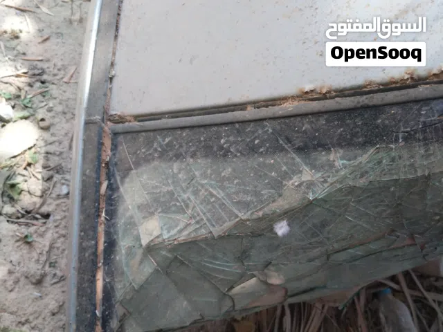 قمارة ستاركس نظيفة الكصة تقريبا 15 سم من جميع التكم