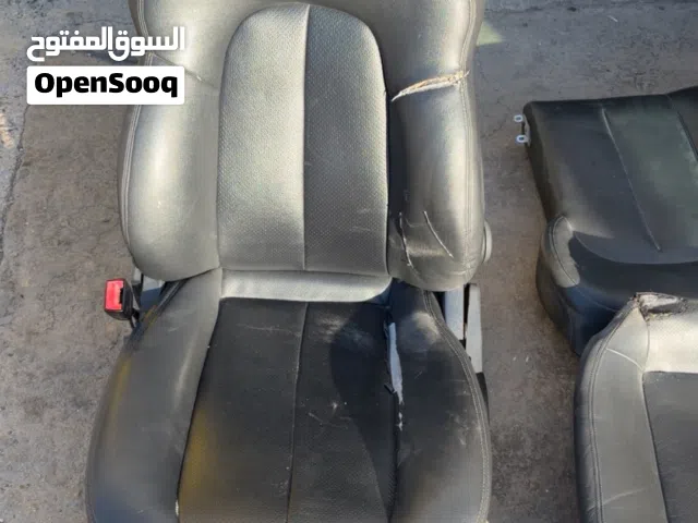 كراسي امامي وخلفي مرسيدس Clk