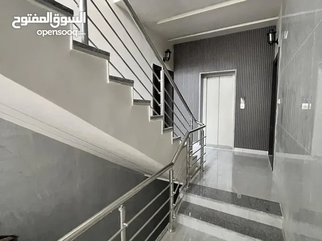 250 m2 3 Bedrooms Apartments for Sale in Amman Airport Road - Manaseer Gs