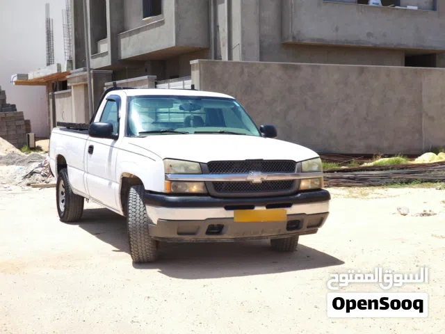 2005 شيفروليه سلفرادو 1500 1LS