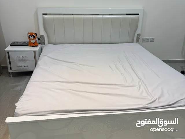 سرير نوم نظيف