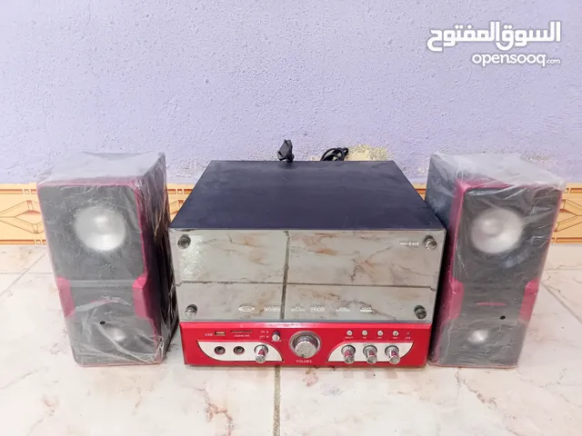 مضخم صوت و دي في دي (جهازين)