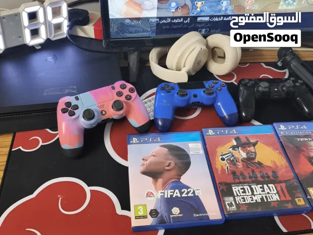 بلي 4 سلم نضافة الجهاز 90٪ وياه 3 اقراص( ردد ريدمشن 2/ فيفا 22/ تيكن 7) و 3 يدات