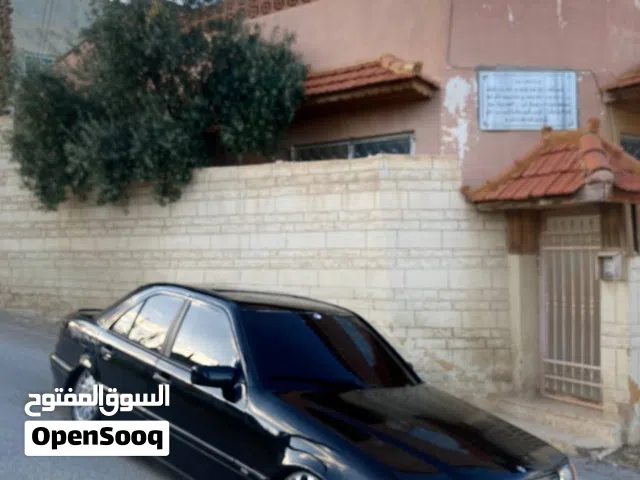 1994 مرسيدس بنز الفئة-C C 200