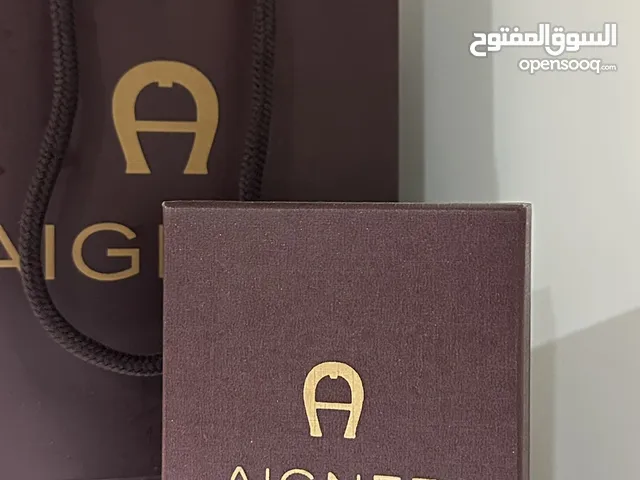 كبك رجالي درجة اولى ماركة Aigner