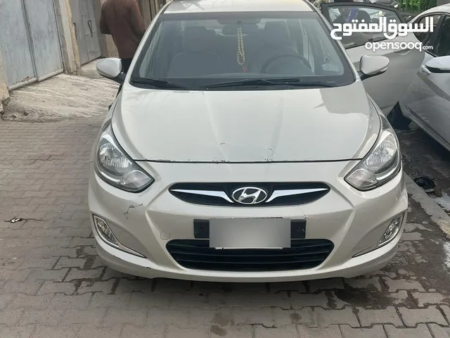 هيونداي اكسنت 2016