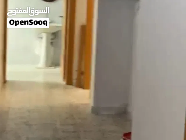 محل للايجار قرقارش على الرئيسي