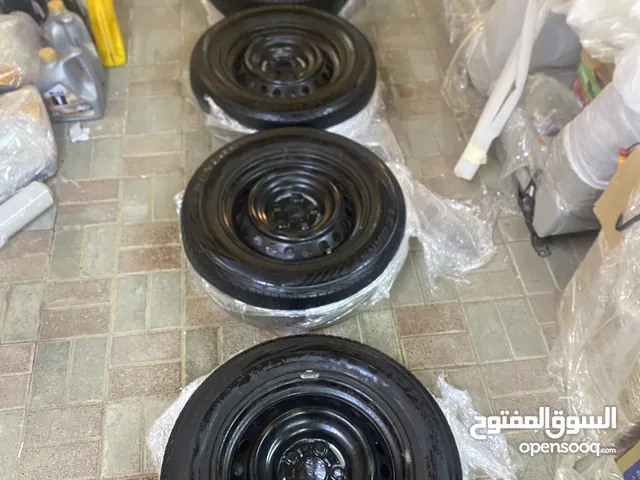 Dunlop 16 Tyre & Rim in Al Batinah