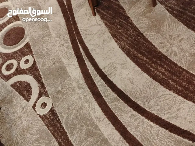 سجاد 4 قطع جداد ونظاف للبيع 50دينار للتواصل ع هاد الرقم