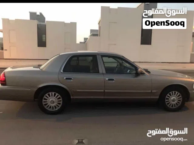 Used Ford Crown Victoria in Northern Governorate