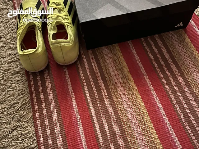 adidas xcrazyfast carboon footprint (messi&salah 2024 shoes)  original (في مجال بلسعراتصل على الرقم)