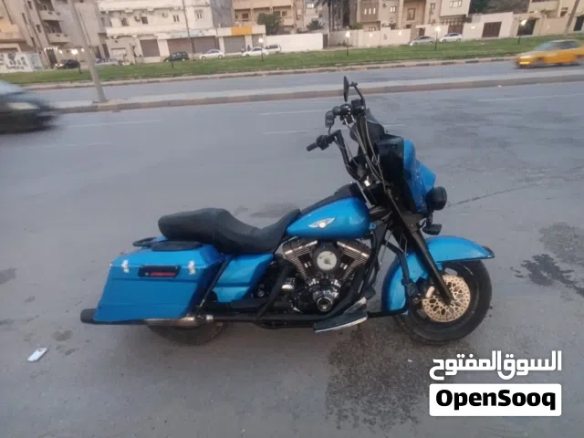 هارلي ديفدسون إلكتر قلايد موديل 2005 قوة المحرك 1450cc موطو استراد رسالة مفتوحه