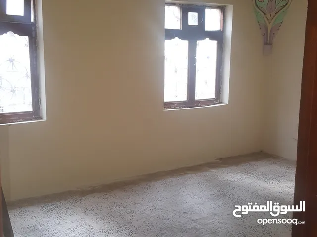 60 m2 3 Bedrooms Apartments for Rent in Sana'a Sa'wan