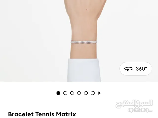 Swarovski Bracelet – Tennis Matrix  Selling this beautiful Swarovski Tennis Matrix bracelet