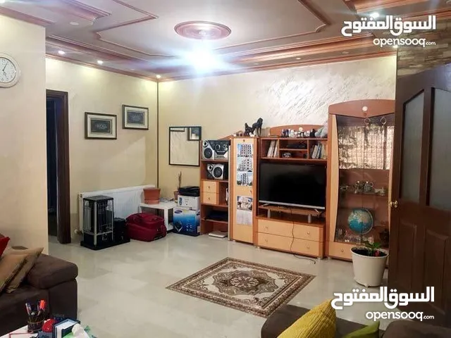 550 m2 5 Bedrooms Villa for Sale in Amman Daheit Al Rasheed