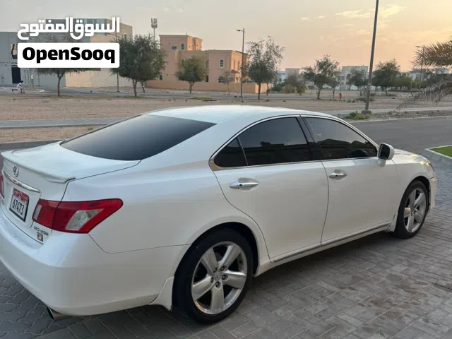للبيعES350 اللون ابيض الداخليه بيج فتحه مثبت سرعه v6