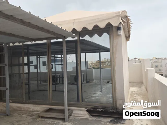 ديوانية المضيان ملكيه بحالة جيده مع حمام خارجي