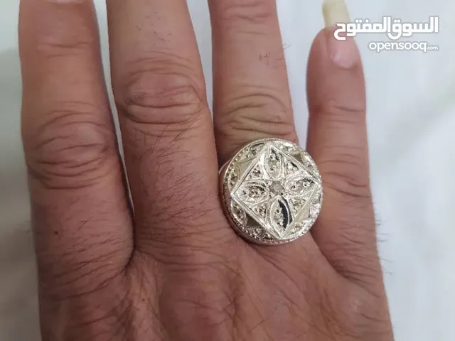 إنتاج خواتم فضة مصنوعة یدویّا، نماذج من الخواتم النفیسة