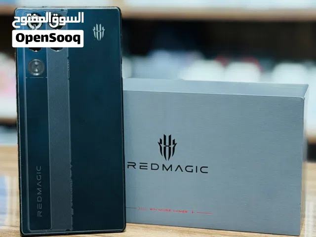 ريدماجيك 11 برو شبه جديد ، ذاكرة 256GB رام 12 متبقي ضمان 10 شهور