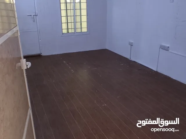 100 m2 1 Bedroom Apartments for Rent in Al Dakhiliya Izki