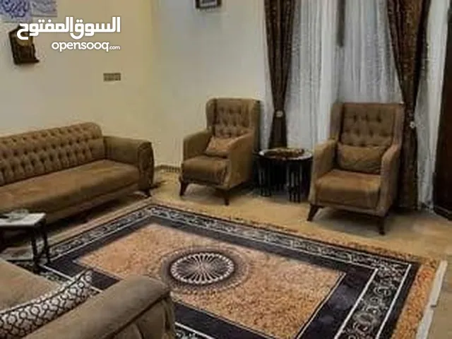 113 m2 4 Bedrooms Townhouse for Sale in Basra Juninah