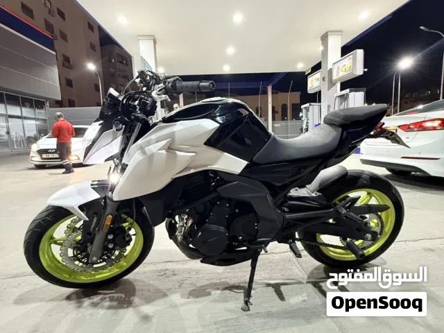 2022 CFMOTO 650NK