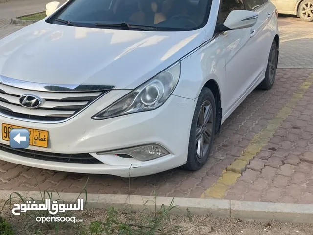 Used Hyundai Sonata in Dhofar