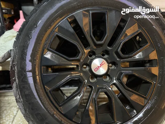 للبيع رنقات جمس GMC مقاس 20 شكل نيكل الجديد مع التواير