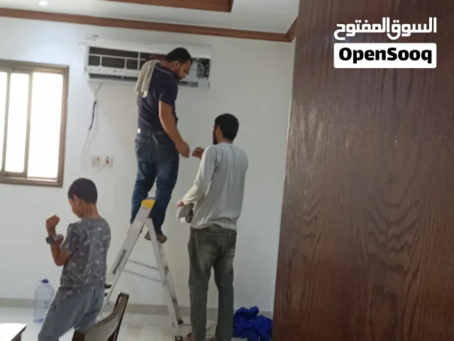فني صيانة مكيفات خدمة سريعة وأسعار مناسبة في الدمام