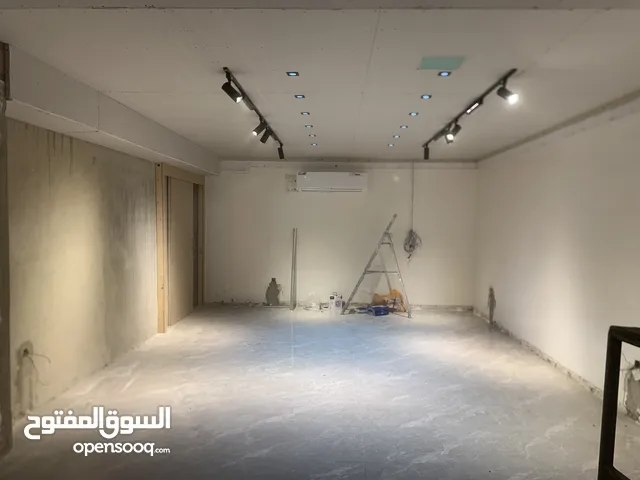 شركه خدمات فنيه جميع التشطيبات والصيانات جبس مبورد/سرميك / صبغ /كهرباء/ نجاره /سباكه /