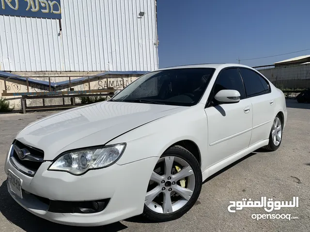 Subaro b4 سوبارو