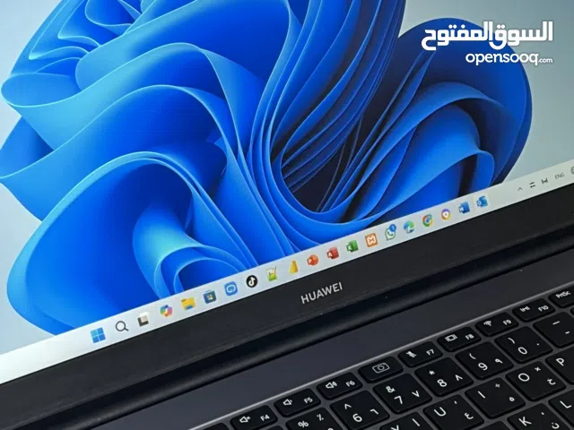 للبيع: لابتوب Huawei MateBook D15 – شبه جديد السعر: 290 دينار