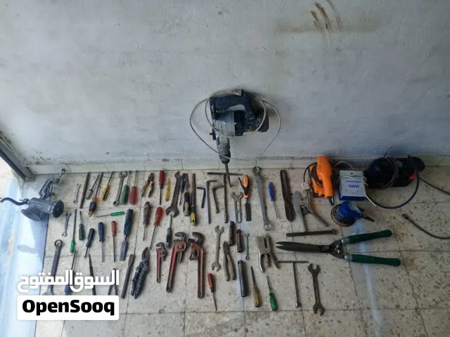 عدد صناعية بحالة ممتازة جدا
