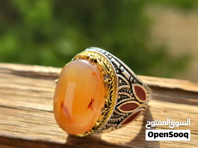 خاتم يمني اصيل ذات جوده عاليه و ممتازه