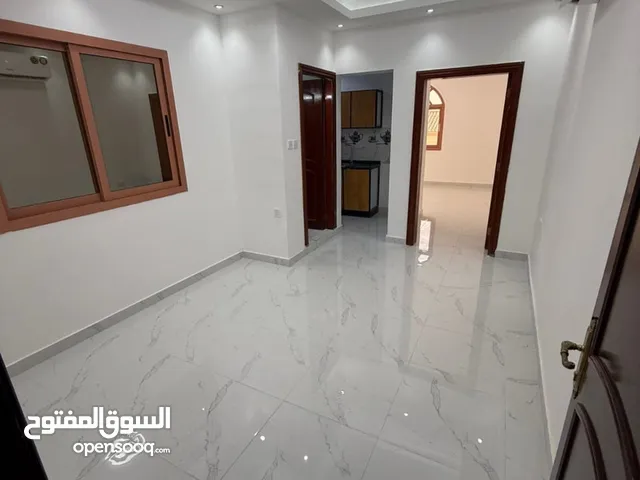 120 m2 Studio Apartments for Rent in Abu Dhabi Muroor Area