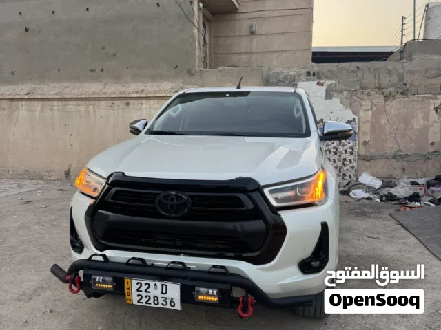 2022 تويوتا هيلوكس GLX