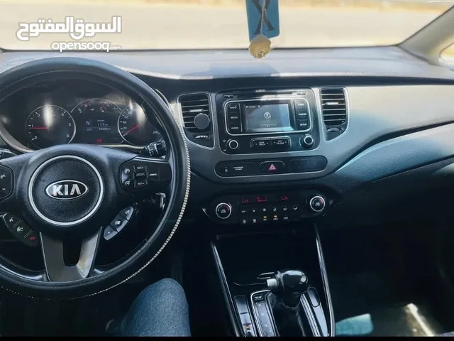 كيا كارنز 2019