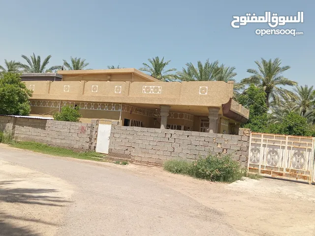 250 m2 2 Bedrooms Townhouse for Sale in Baghdad Madain