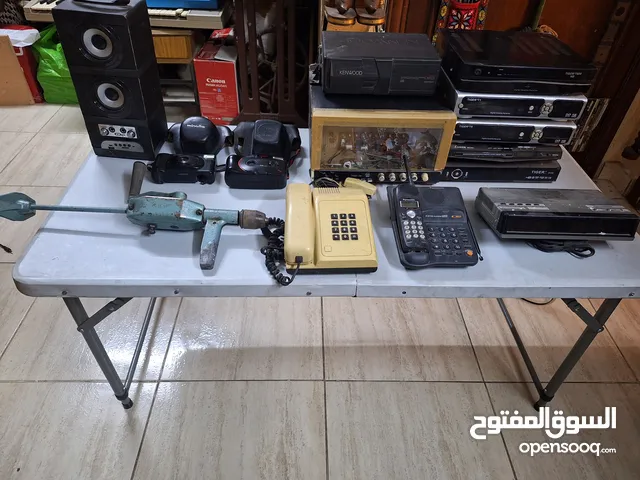 مضخم سماعات وراديو قديم