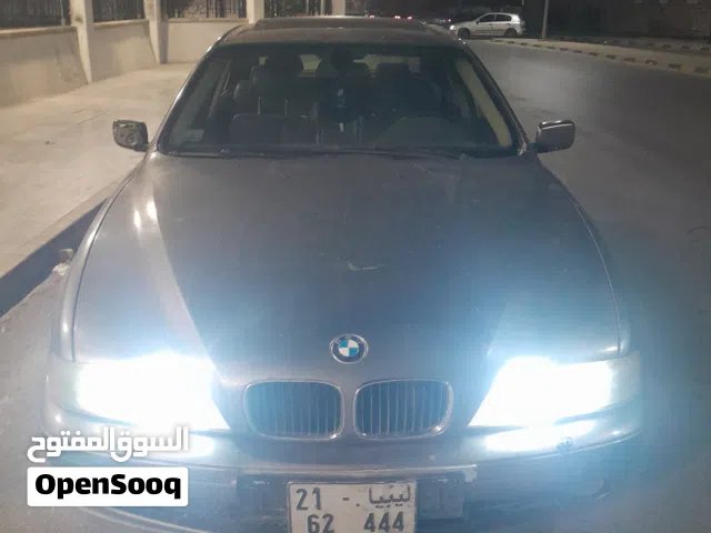 2002 BMW 5 Series 525