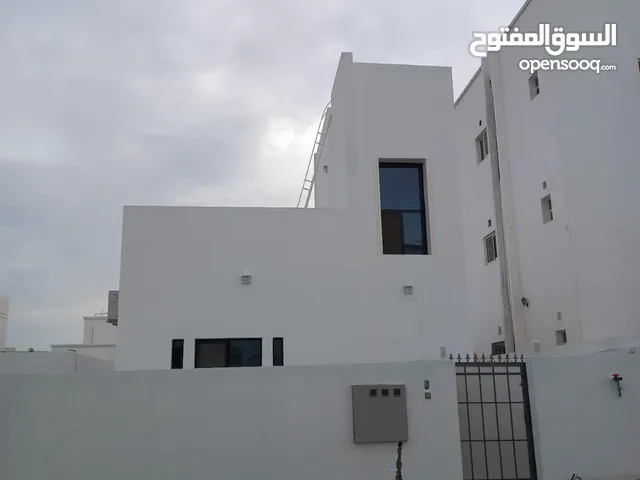 157 m2 4 Bedrooms Townhouse for Sale in Muscat Amerat