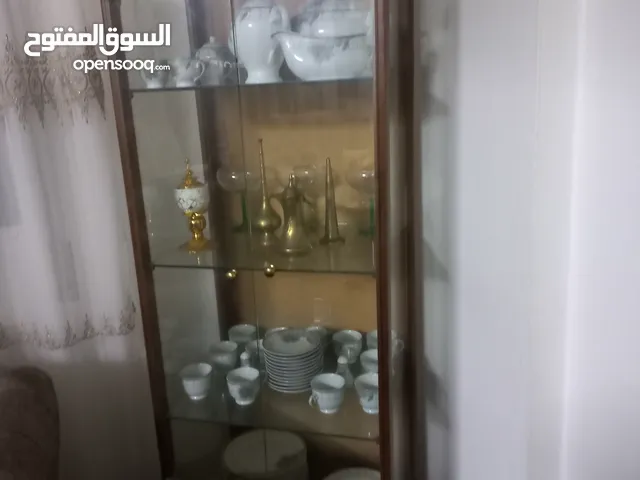 فترينا عدد 2 للبيع