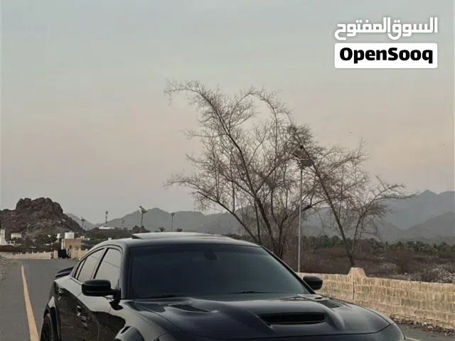 دودج صالون تشارجر