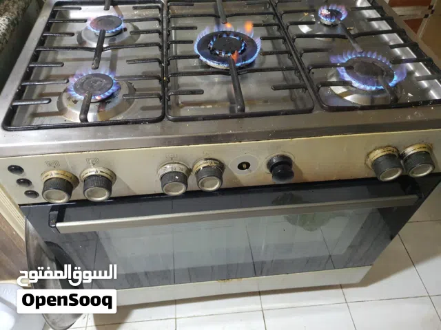 مطابخ بالرخامه وبوتجاز 5 عيون