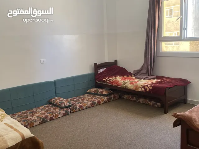 140 m2 4 Bedrooms Apartments for Rent in Tripoli Khalatat St