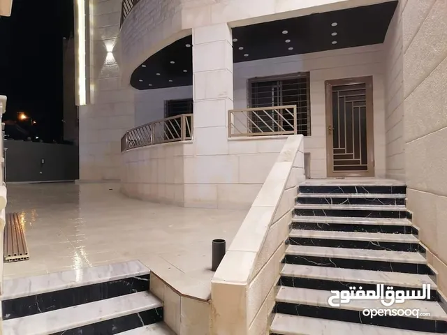 140 m2 3 Bedrooms Apartments for Sale in Irbid Daheit Al Hussain